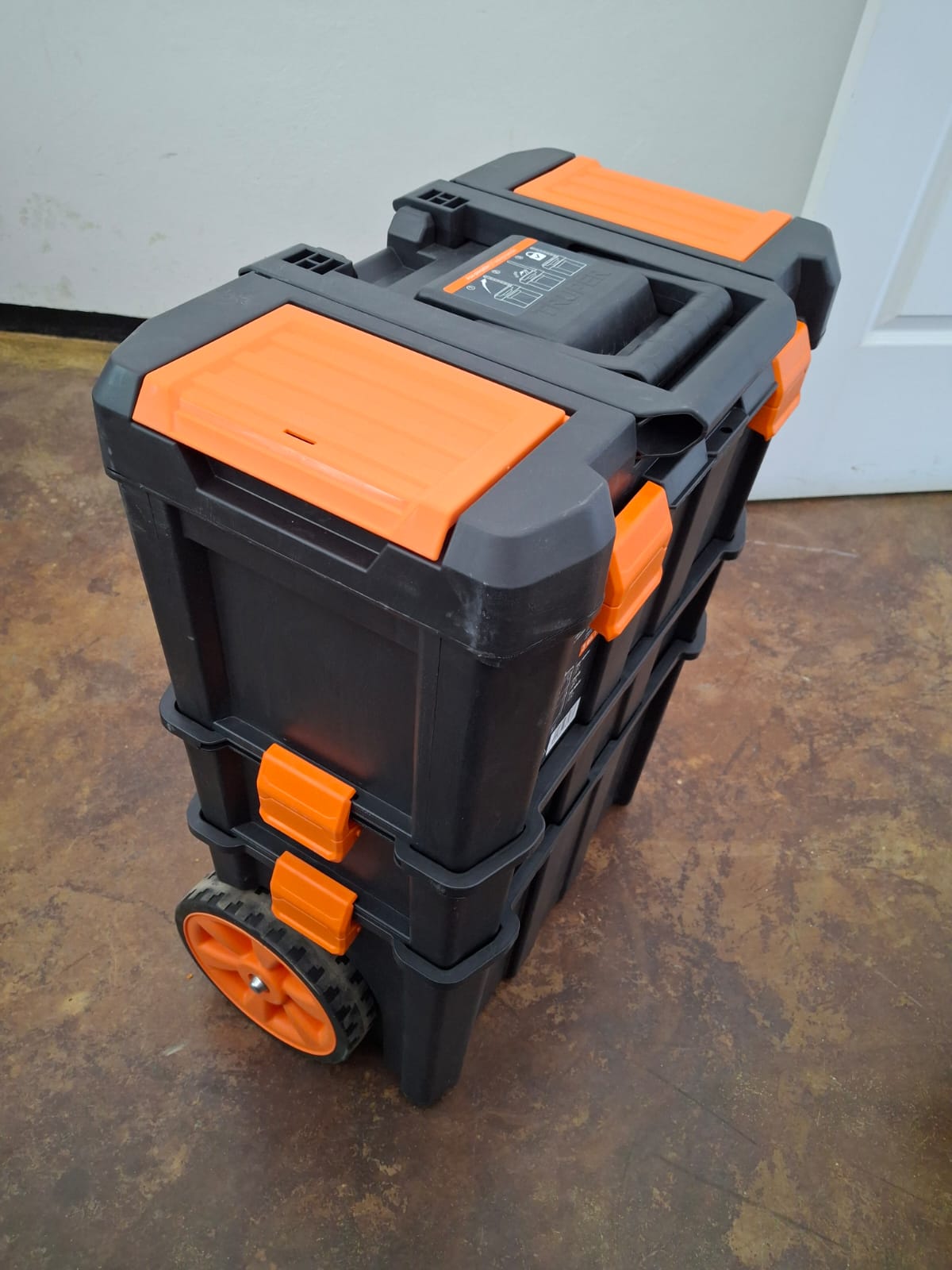 Caja para herramienta 3 en 1