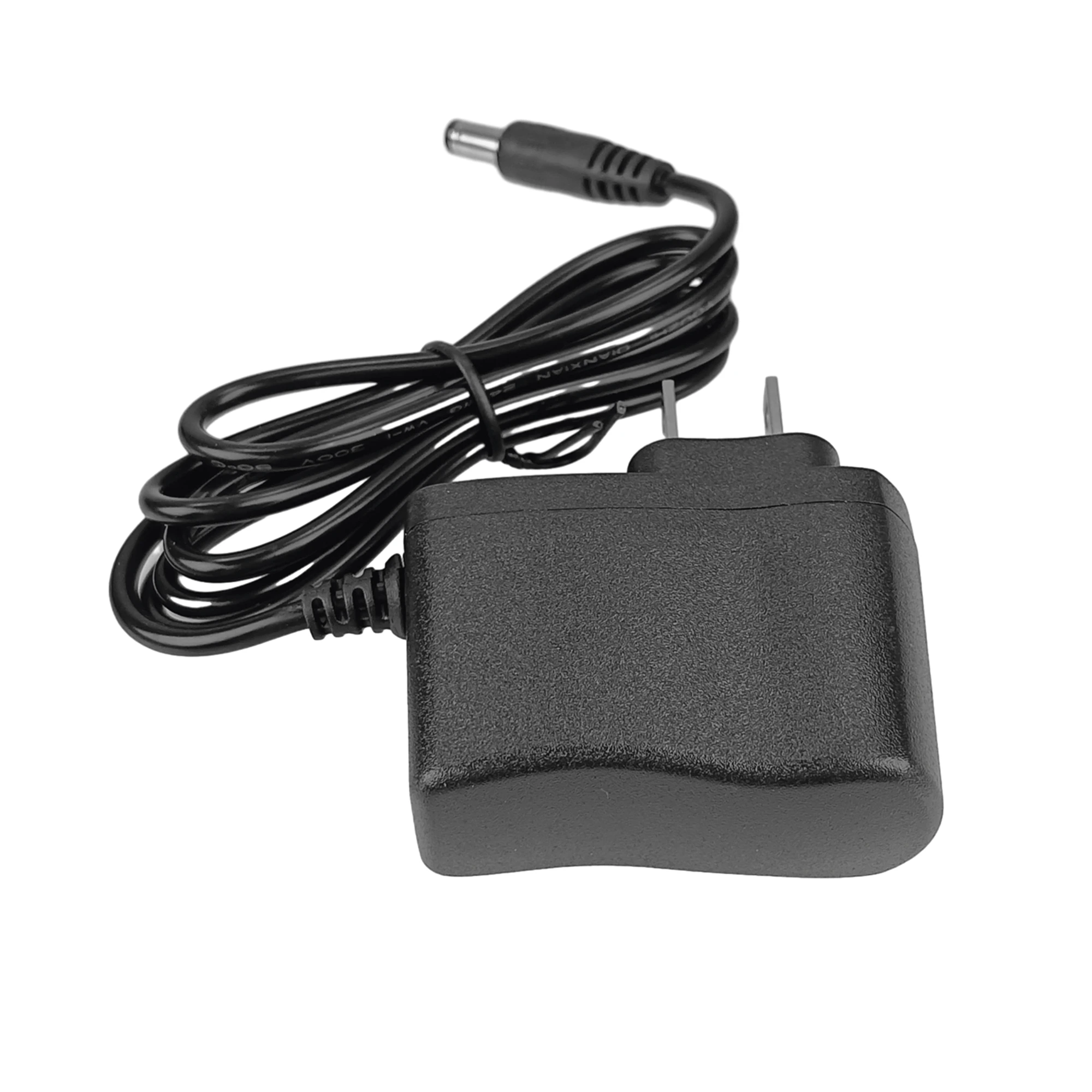 Fuente de Poder de 5 Vcc / 1A / Voltaje de Entrada de 100-240 Vca