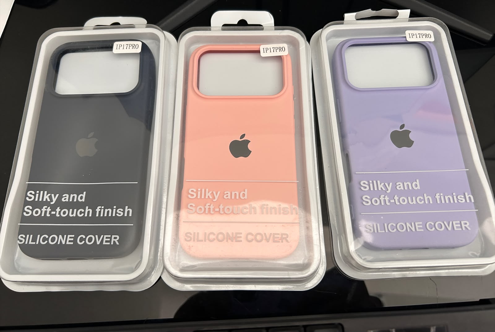 fundas de silicón iPhone 17 pro