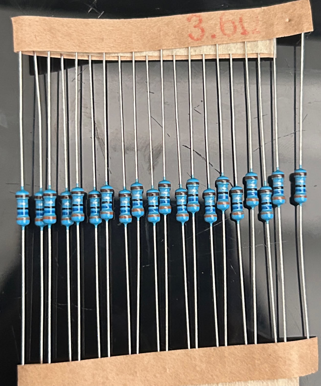 resistencia de 3.6 ohm