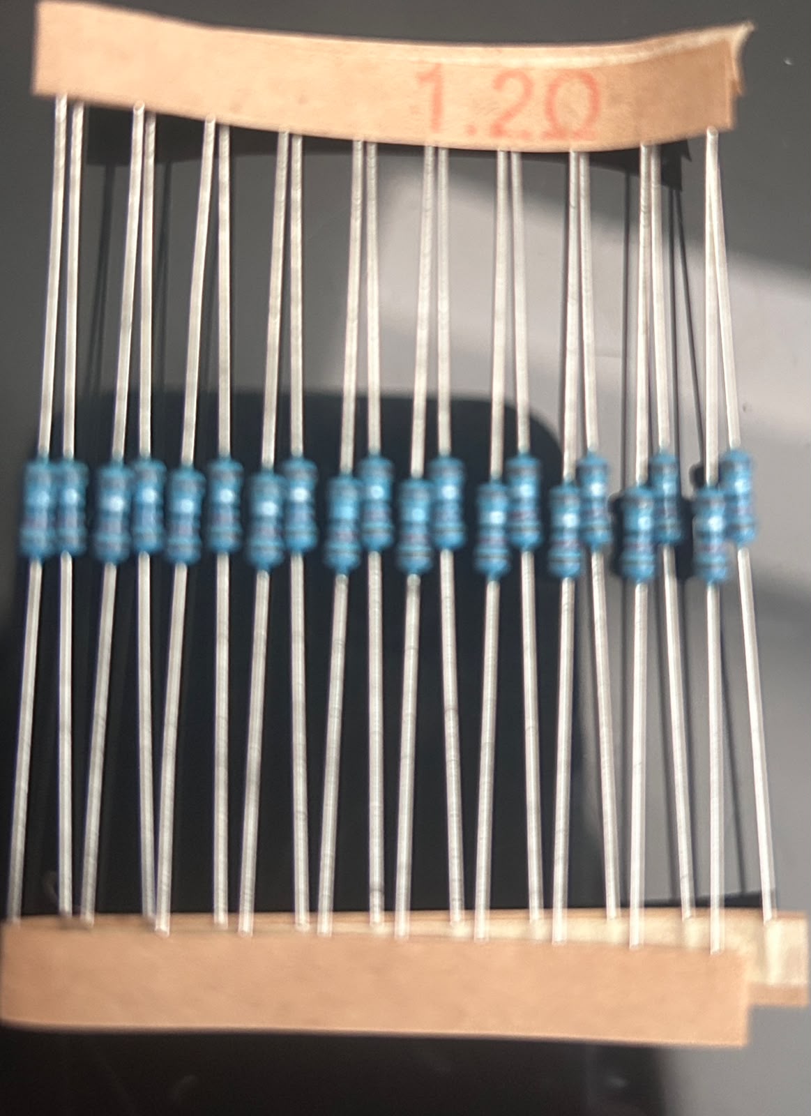 resistencia de 1.2 ohm