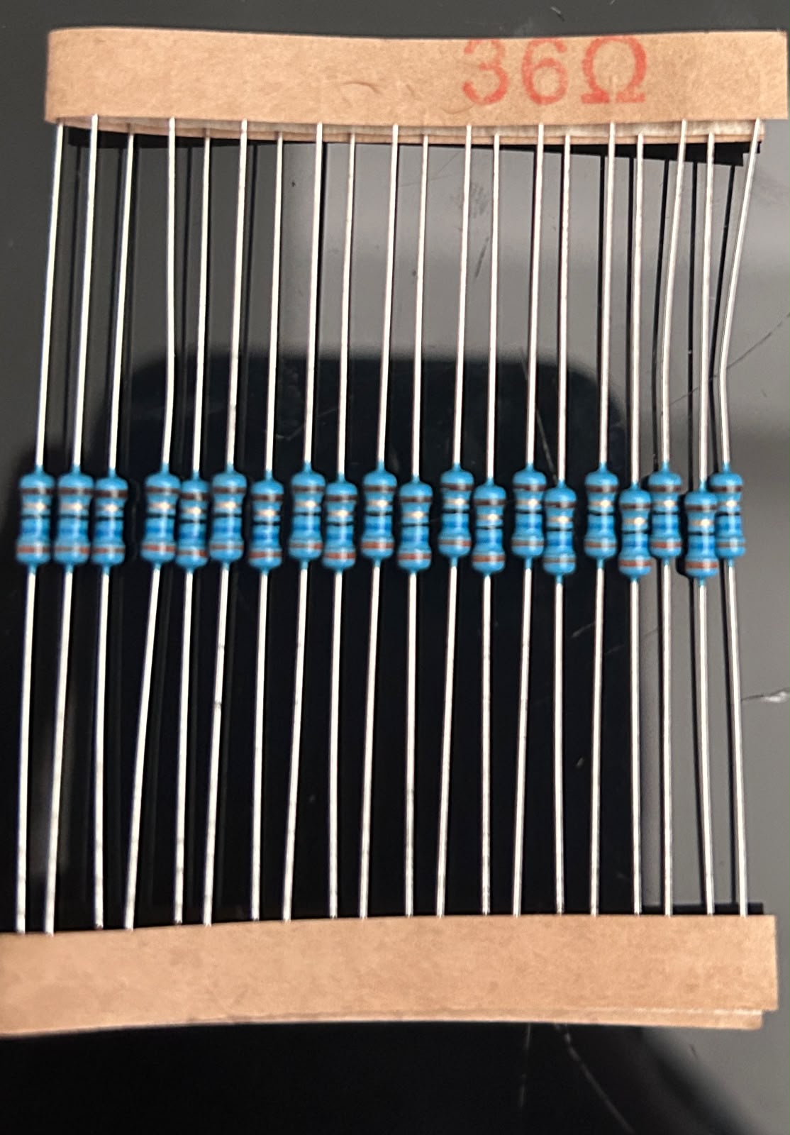 resistencia de 36 ohm