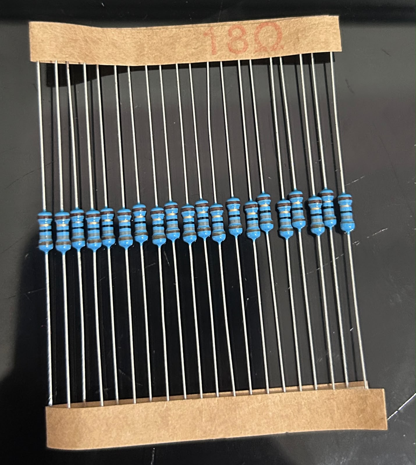 resistencia de 18 ohm