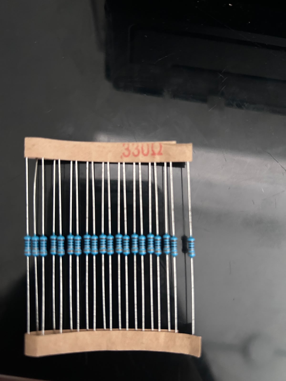 resistencia de 330 ohm