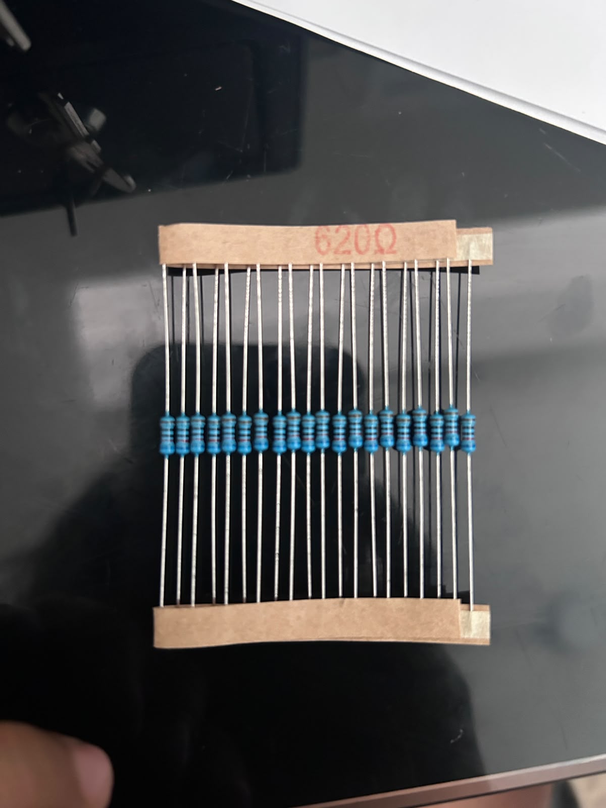 resistencia de 6200 ohm
