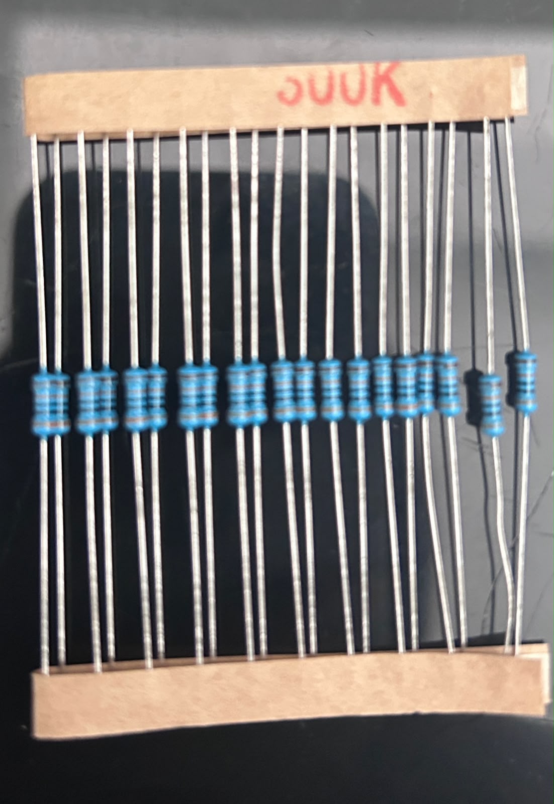 resistencia de 300 k